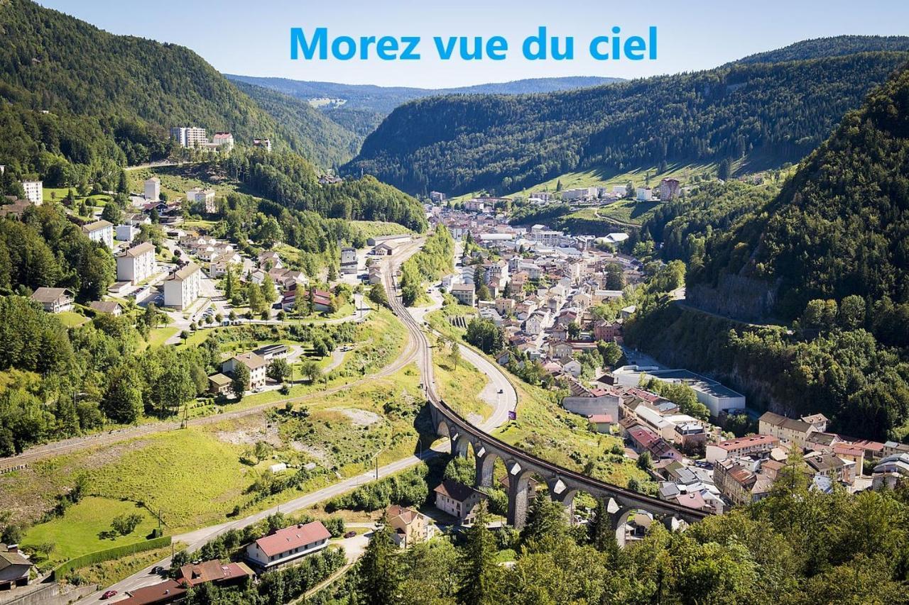 Sauna En Bord De Riviere Morez Bagian luar foto