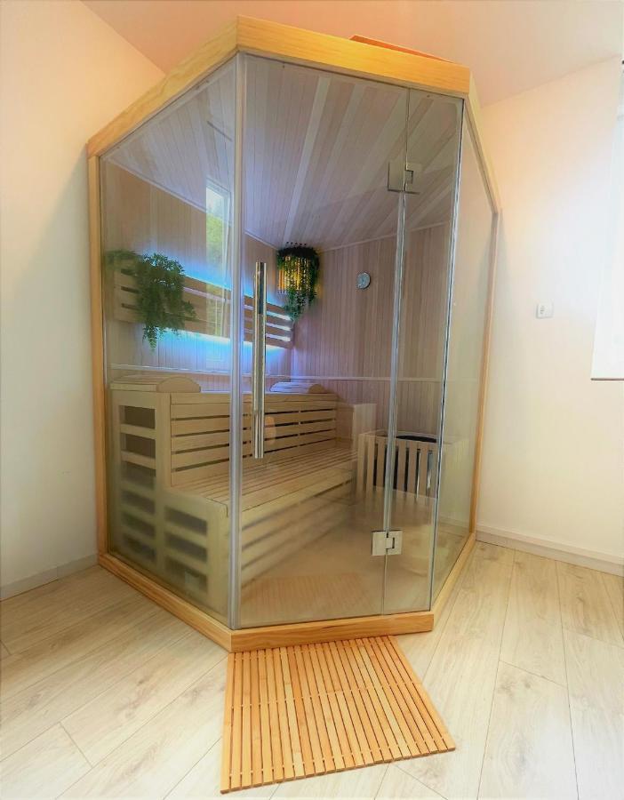 Sauna En Bord De Riviere Morez Bagian luar foto